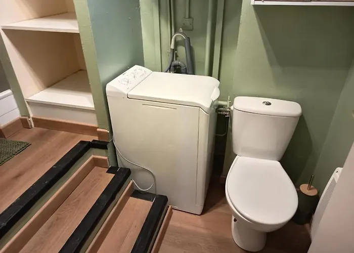 Apartment T1 Proche Maif Et Pole Universitaire